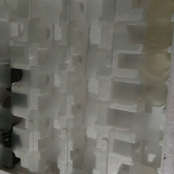 Modern classics glass checkers . - Picture 3 of 3